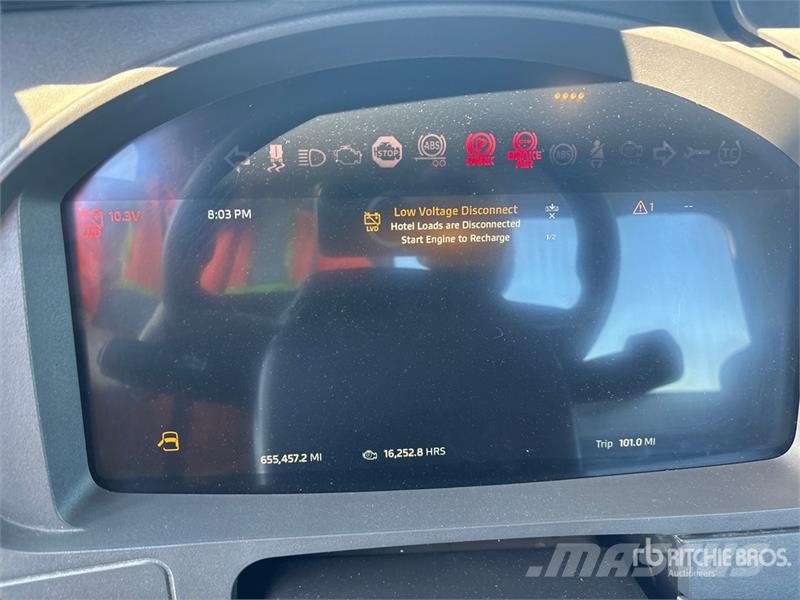 Kenworth T680 6x4 T/A Day Cab Truck Tractor Motrici e Trattori Stradali