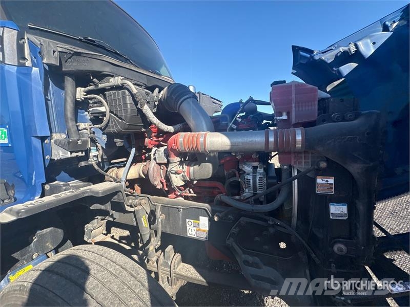 Kenworth T680 6x4 T/A Day Cab Truck Tractor Naudoti vilkikai