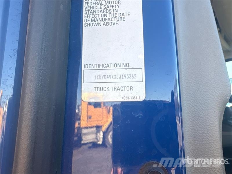 Kenworth T680 6x4 T/A Day Cab Truck Tractor Sattelzugmaschinen