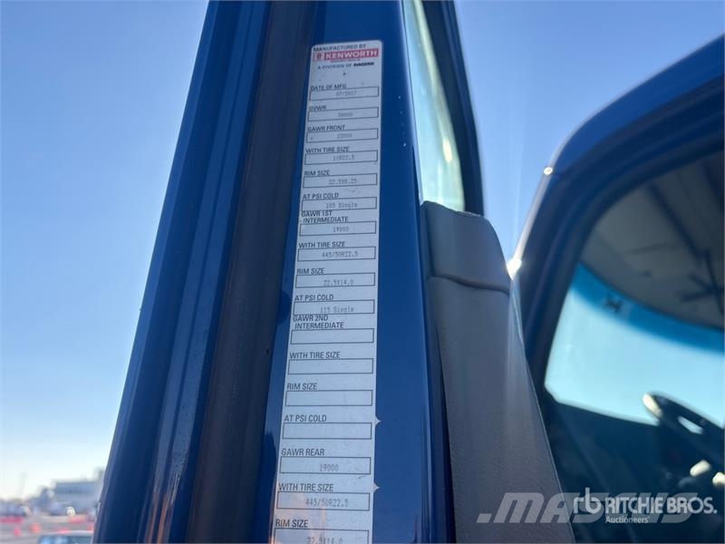 Kenworth T680 6x4 T/A Day Cab Truck Tractor Sattelzugmaschinen