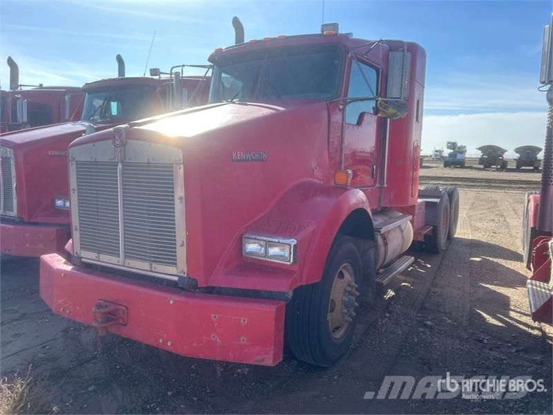 Kenworth T800 Тягачі