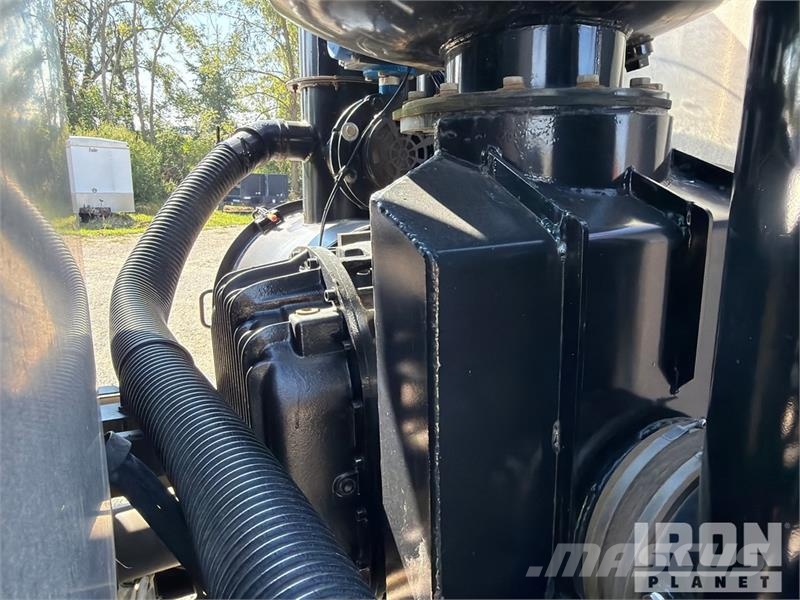 Kenworth T800 Kombinētās vakumsūkņa mašīnas