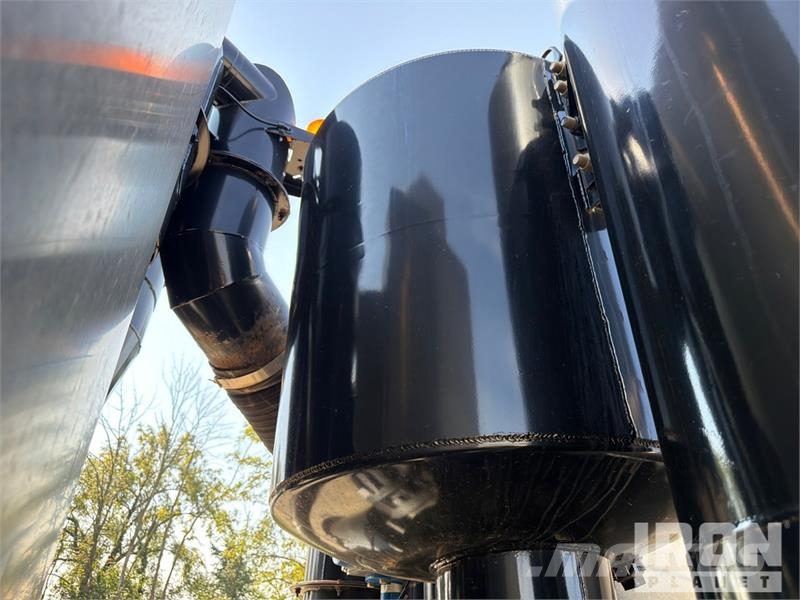 Kenworth T800 Kombinētās vakumsūkņa mašīnas