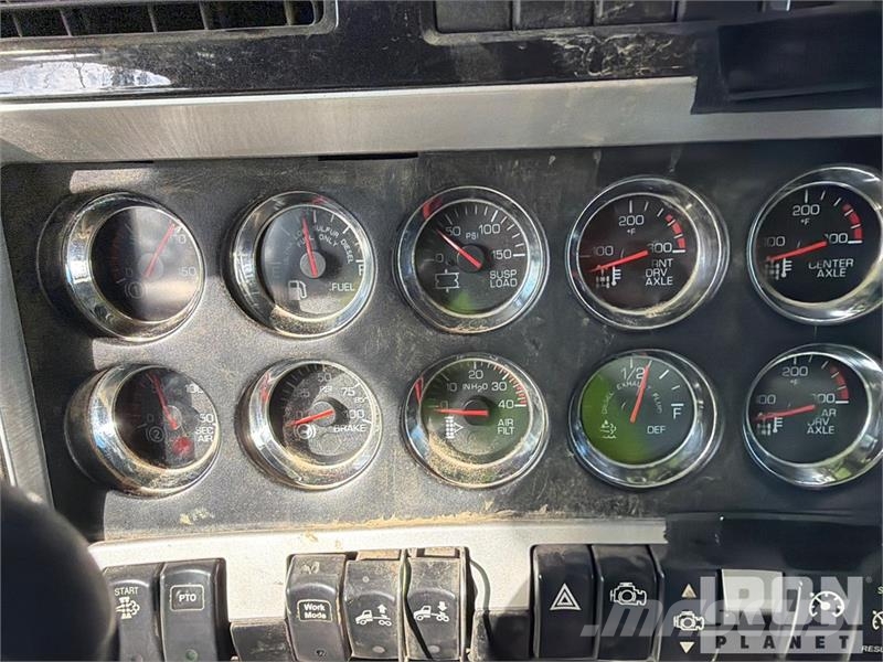 Kenworth T800 Kombinētās vakumsūkņa mašīnas