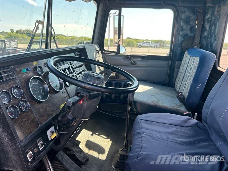 Kenworth T800 Combi / vacuum trucks
