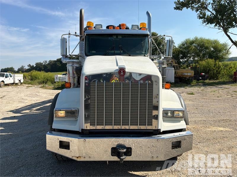 Kenworth T800 Kombinētās vakumsūkņa mašīnas