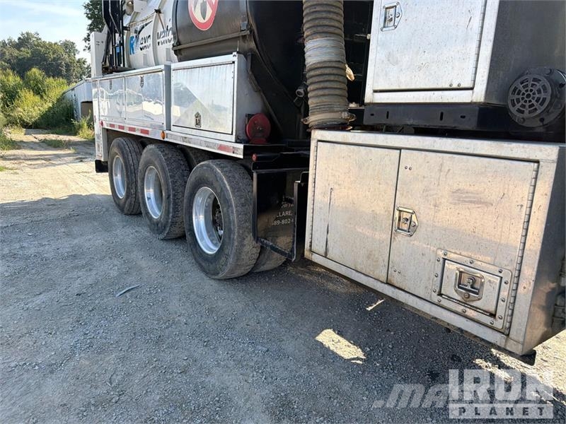 Kenworth T800 Kombinētās vakumsūkņa mašīnas