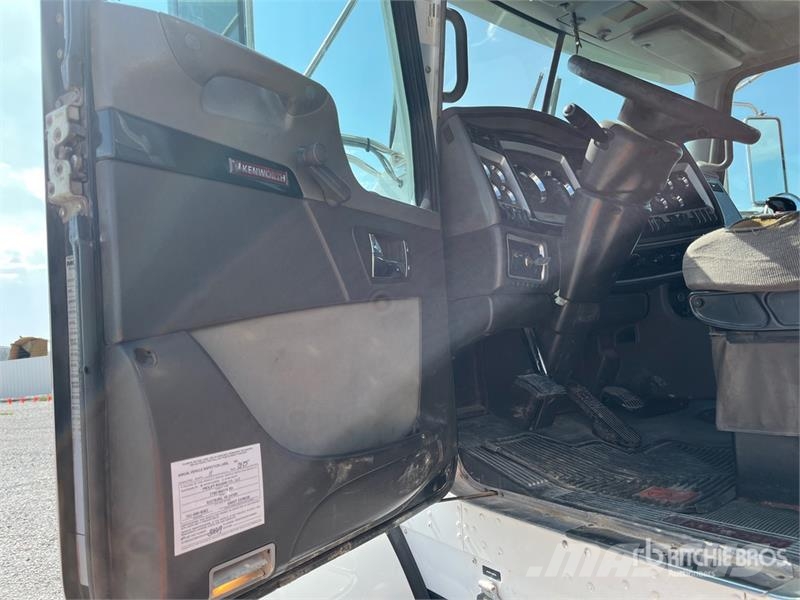 Kenworth T800 وحدات الجر