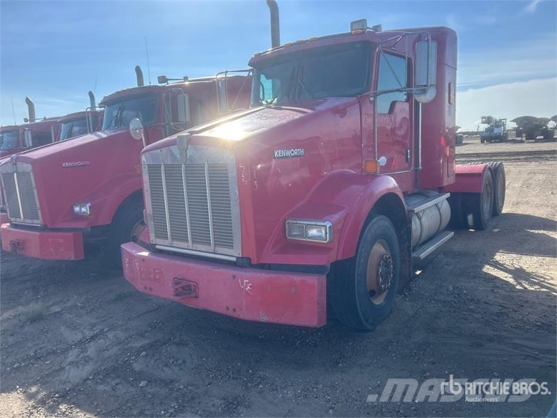 Kenworth T800 Тягачі