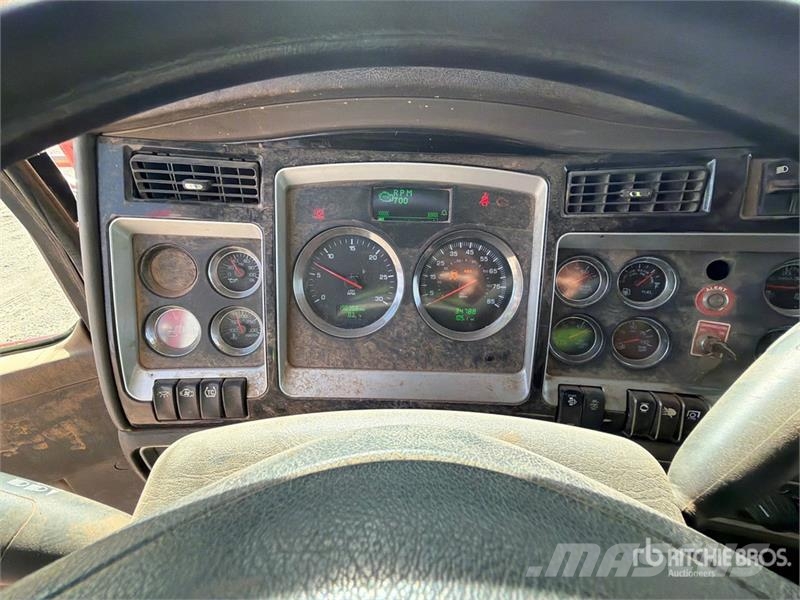 Kenworth T800 Çekiciler