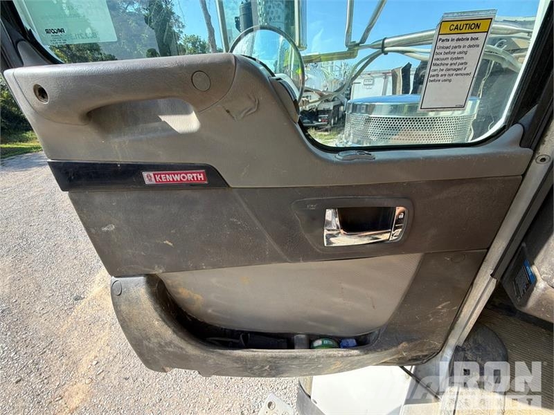 Kenworth T800 Kombinētās vakumsūkņa mašīnas