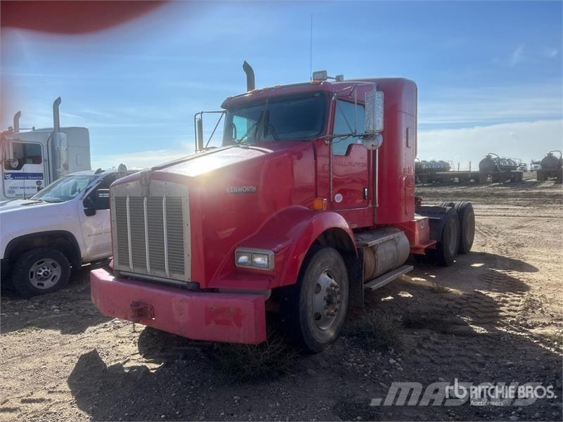 Kenworth T800 Тягачі