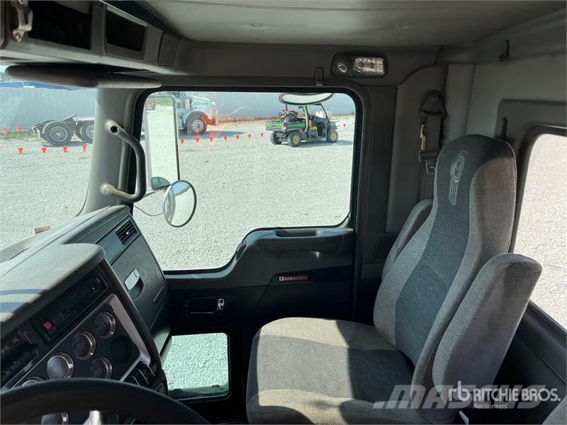 Kenworth T800 وحدات الجر