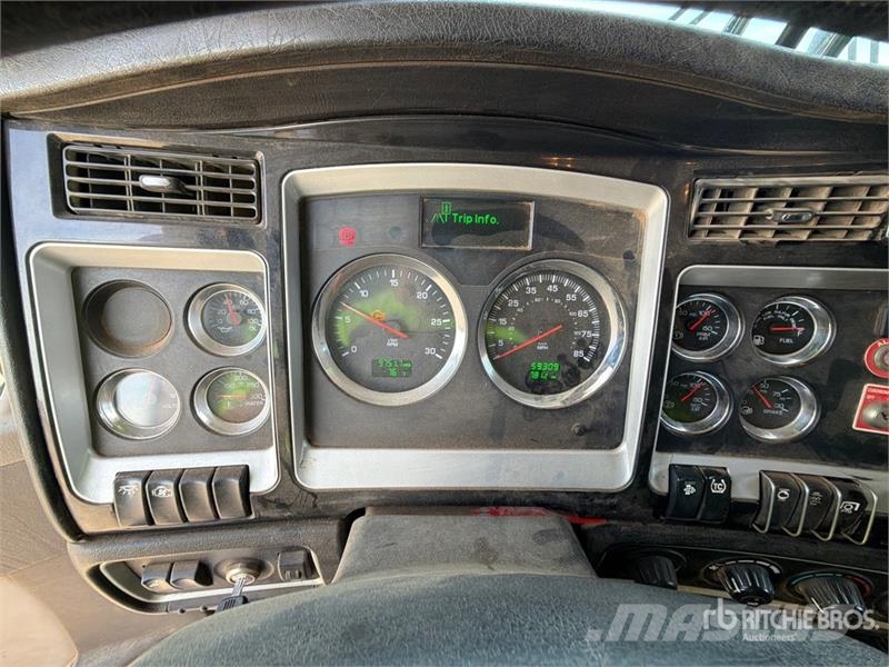 Kenworth T800 Çekiciler