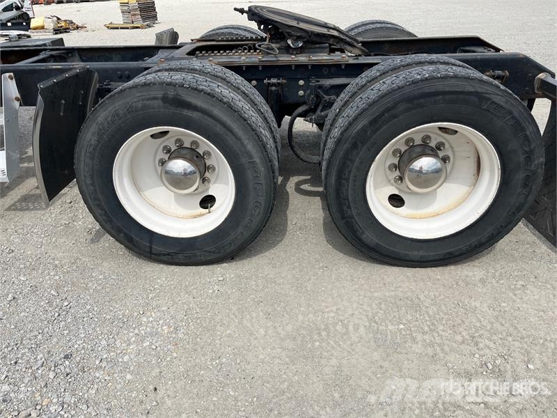 Kenworth T800 وحدات الجر