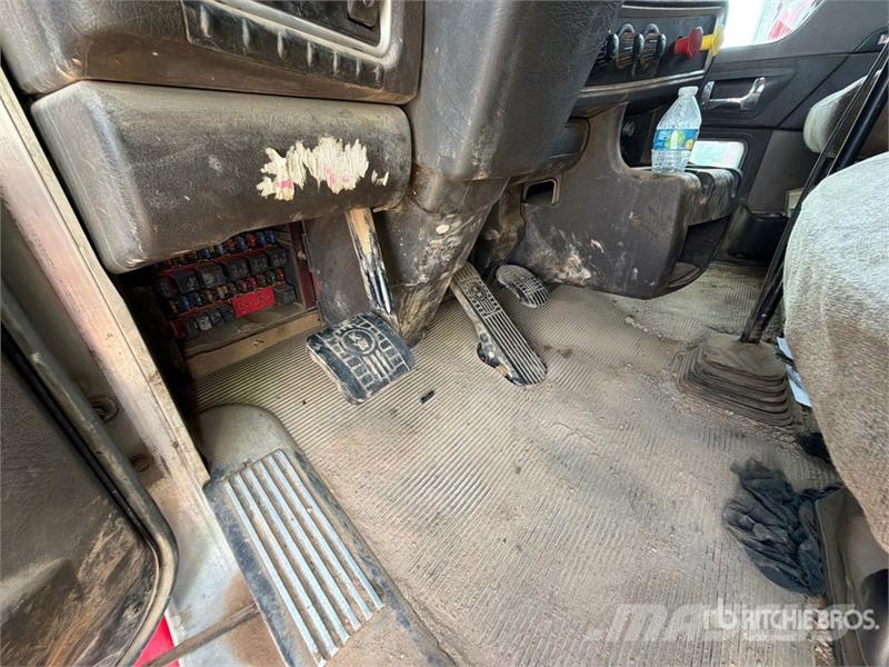 Kenworth T800 Çekiciler