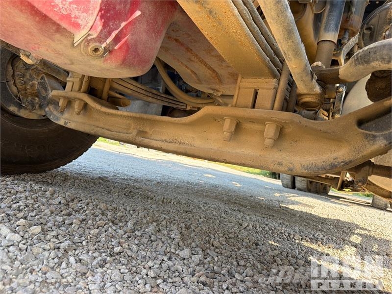 Kenworth T800 Kombinētās vakumsūkņa mašīnas