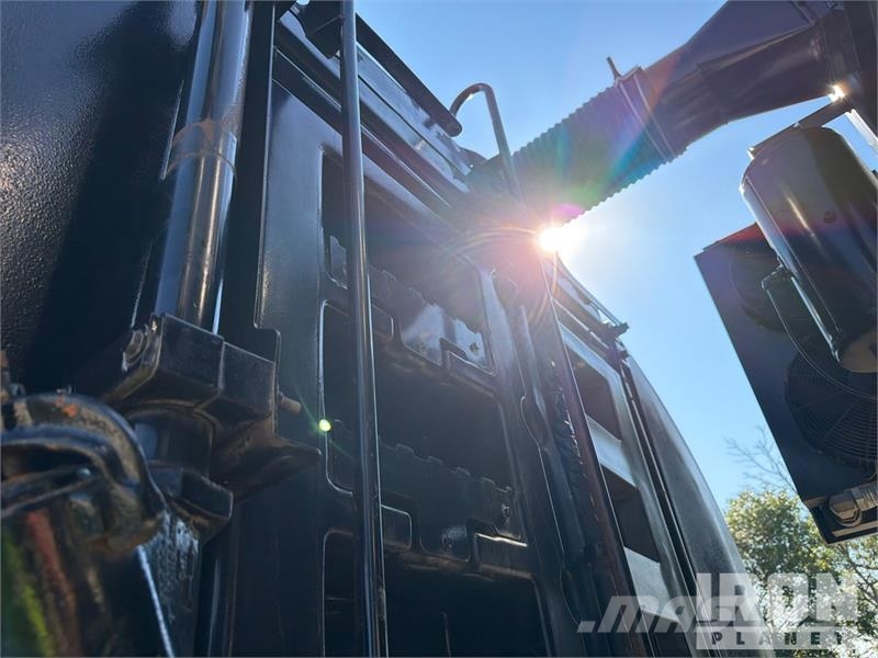 Kenworth T800 Kombinētās vakumsūkņa mašīnas