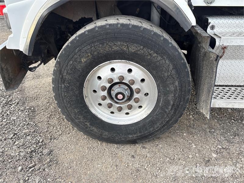 Kenworth T800 6x4 Cab and Chassis Kabine i unutrašnjost