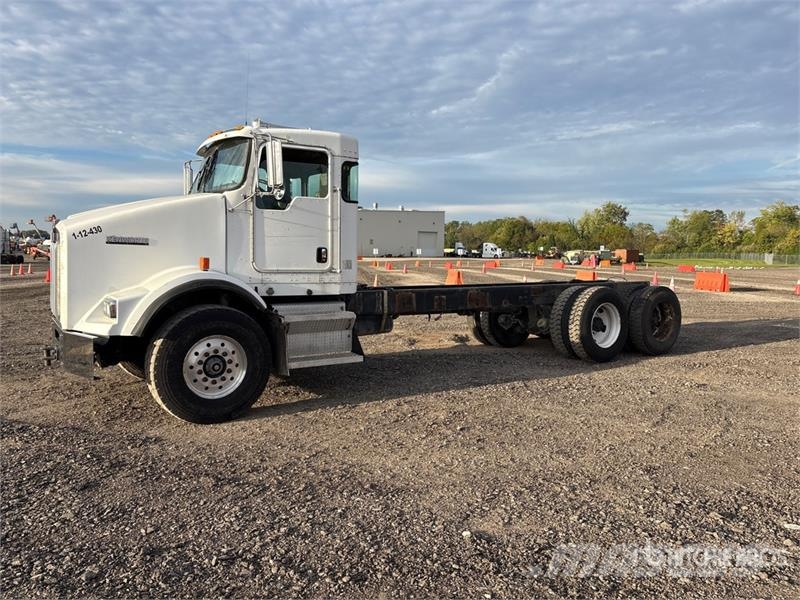 Kenworth T800 6x4 Cab and Chassis Kabine i unutrašnjost