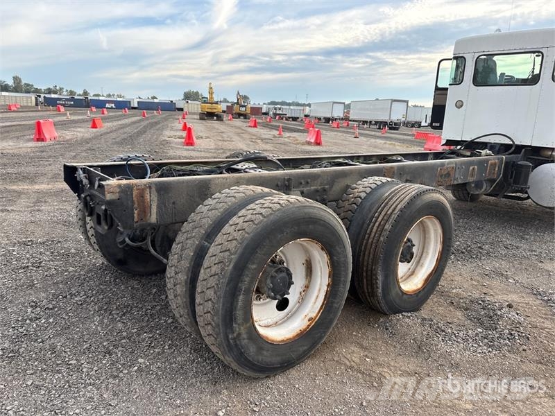 Kenworth T800 6x4 Cab and Chassis Kabine i unutrašnjost