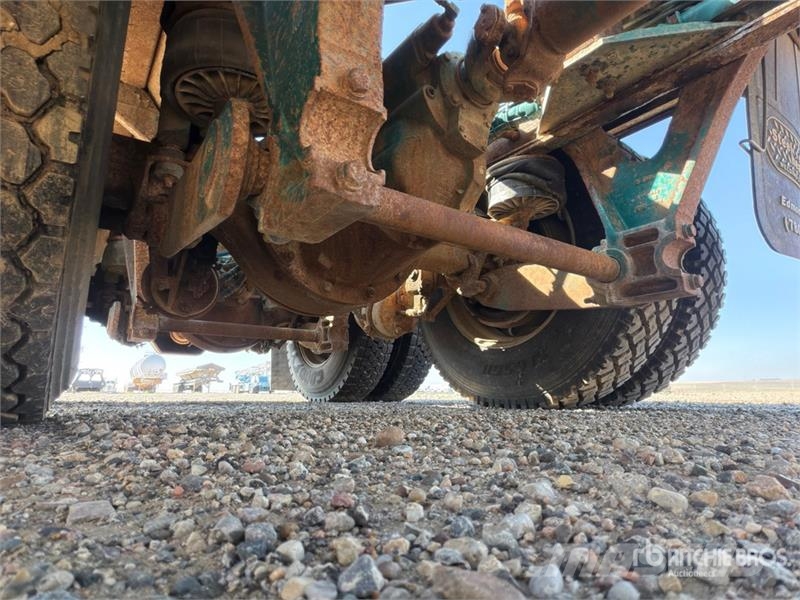 Kenworth T800 6x4 Sleeper Cab and Chassis (Inoperable) Kabine in notranjost