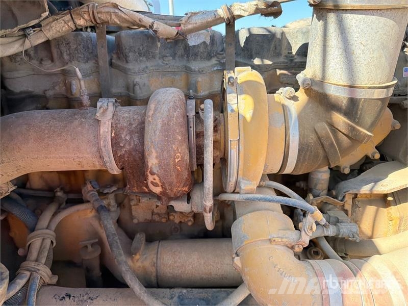 Kenworth T800 6x4 Sleeper Cab and Chassis (Inoperable) Kabine in notranjost