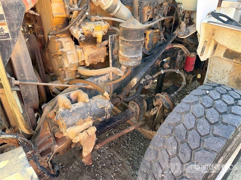 Kenworth T800 6x4 Sleeper Cab and Chassis (Inoperable) Kabine in notranjost