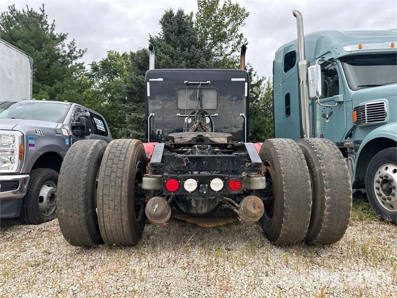 Kenworth T880 Τράκτορες