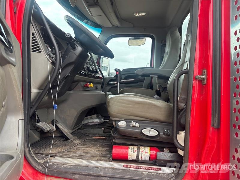 Kenworth T880 Tracteur routier