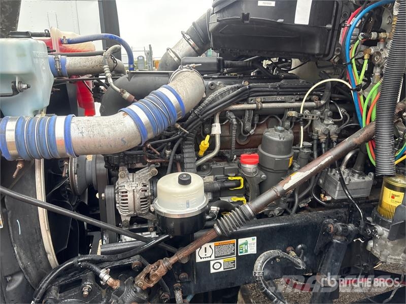 Kenworth T880 Тягачі