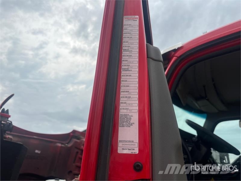 Kenworth T880 Tracteur routier