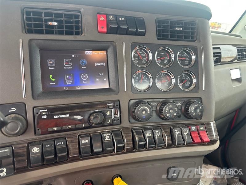 Kenworth T880 Tracteur routier