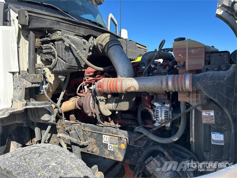 Kenworth T880 Naudoti vilkikai