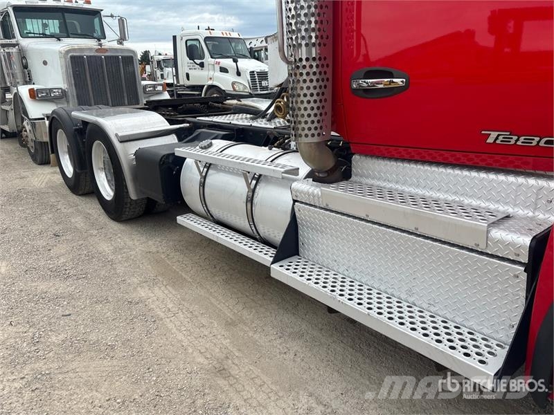 Kenworth T880 Tracteur routier