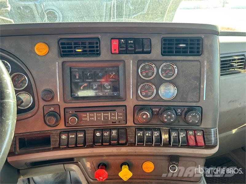 Kenworth T880 Naudoti vilkikai