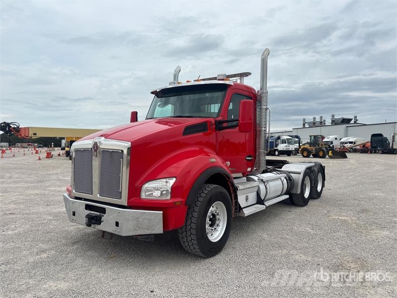 Kenworth T880 Tracteur routier