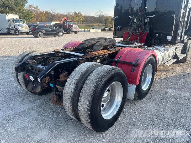 Kenworth T880 Tractor Units