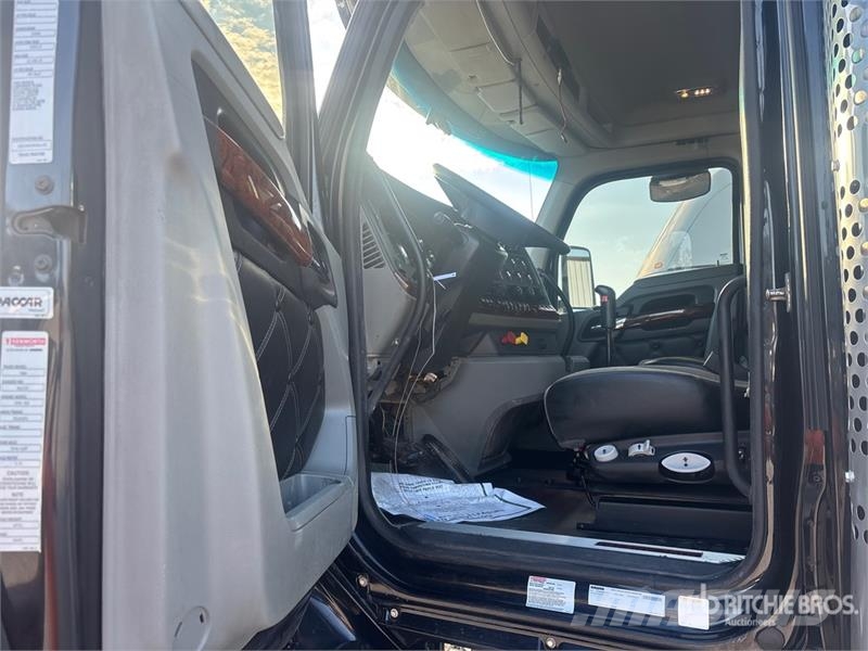 Kenworth T880 Tractor Units