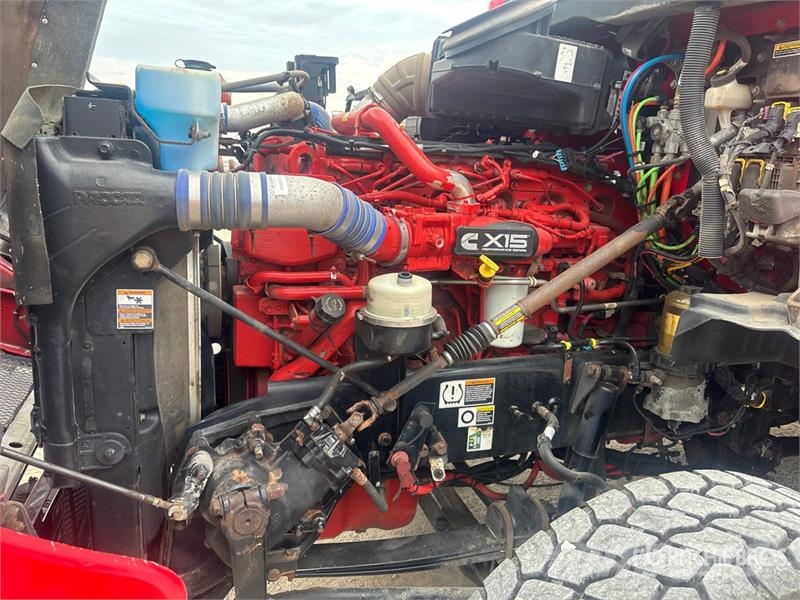Kenworth T880 Tracteur routier