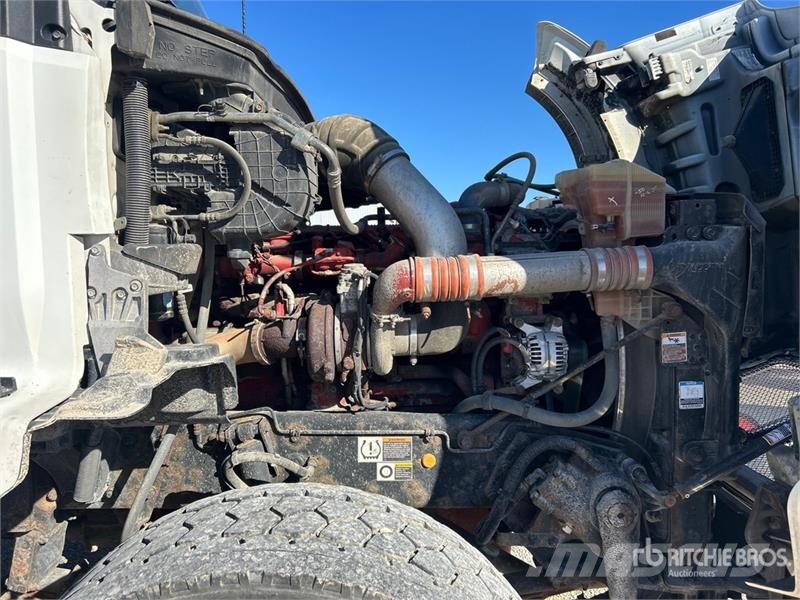 Kenworth T880 Naudoti vilkikai