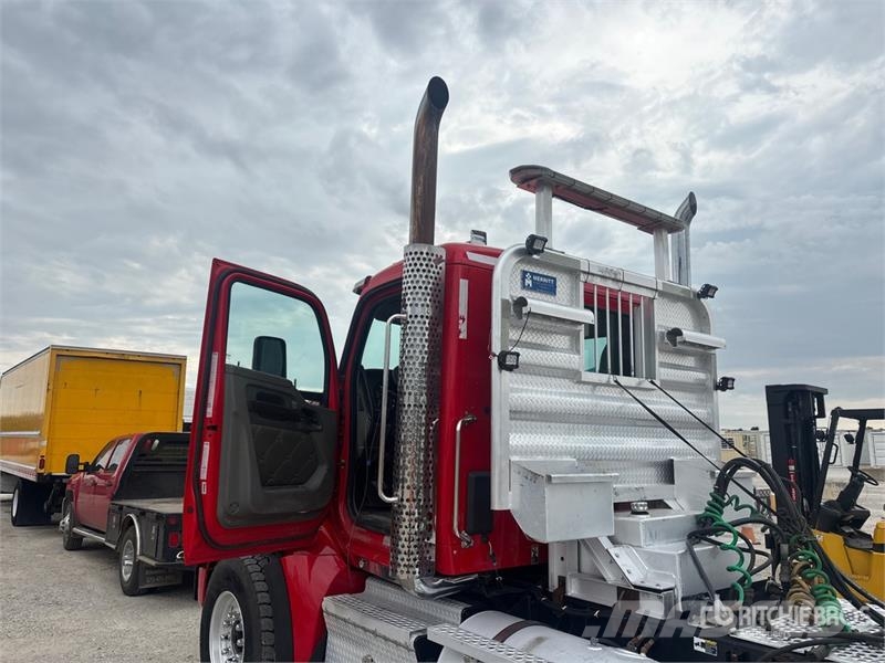 Kenworth T880 Tracteur routier