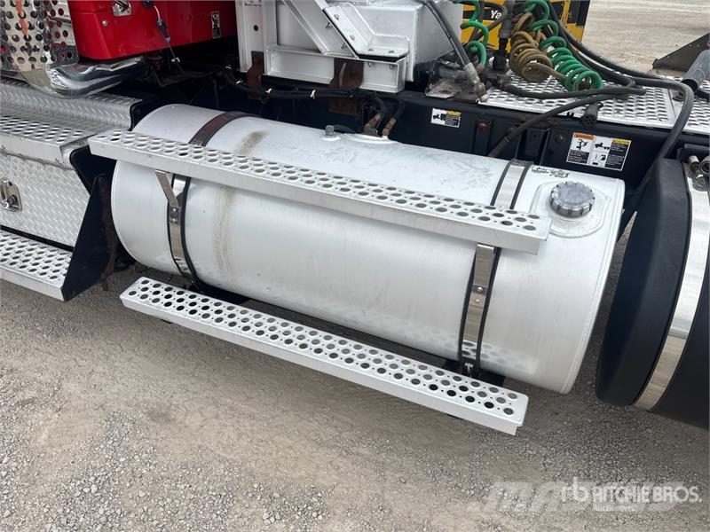 Kenworth T880 Tracteur routier