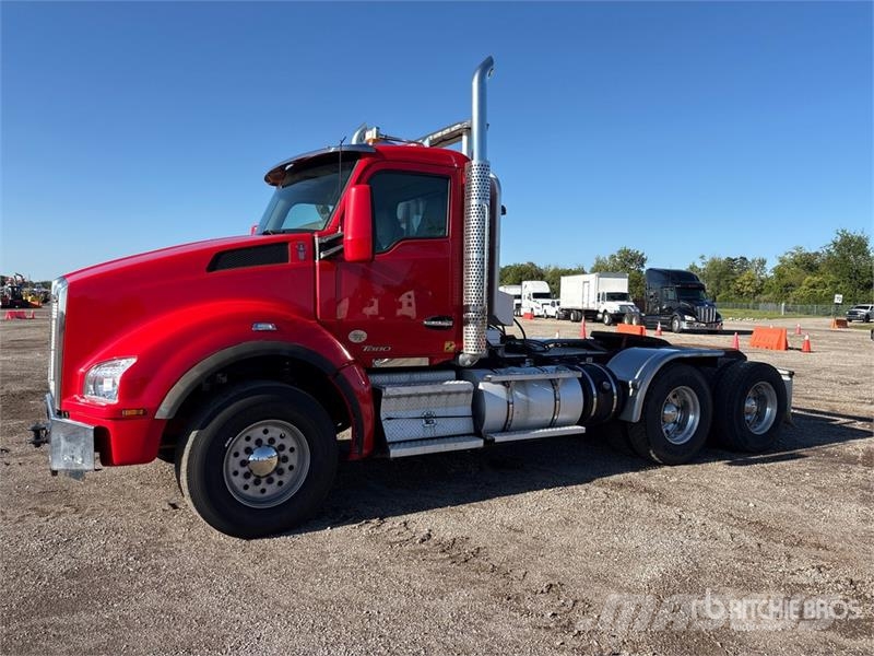 Kenworth T880 Vlačilci