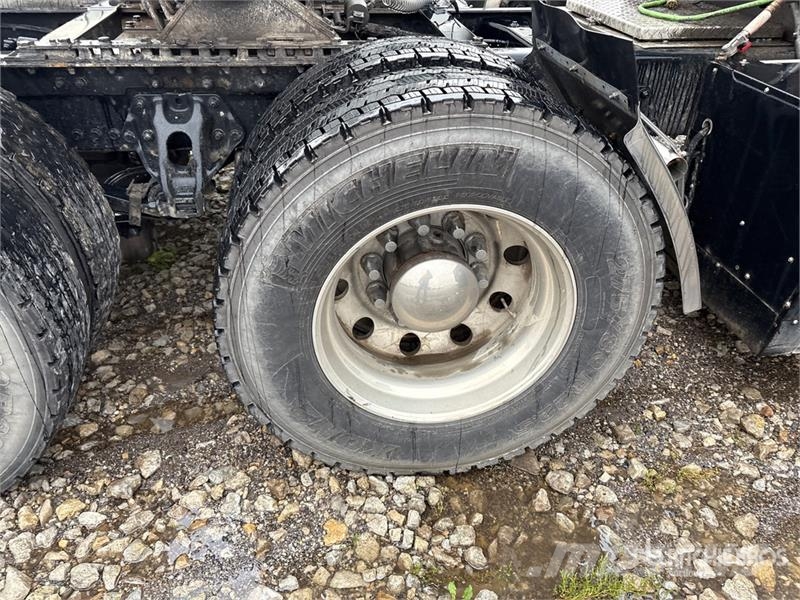 Kenworth W900 Nyergesvontatók