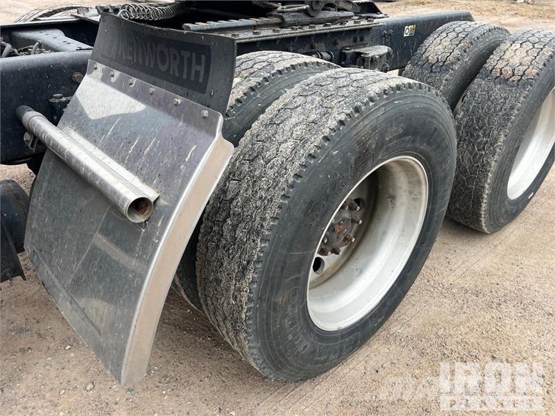 Kenworth W900 Седельные тягачи