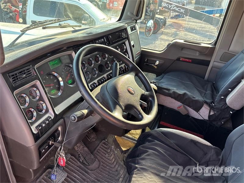 Kenworth W900 Tractor Units
