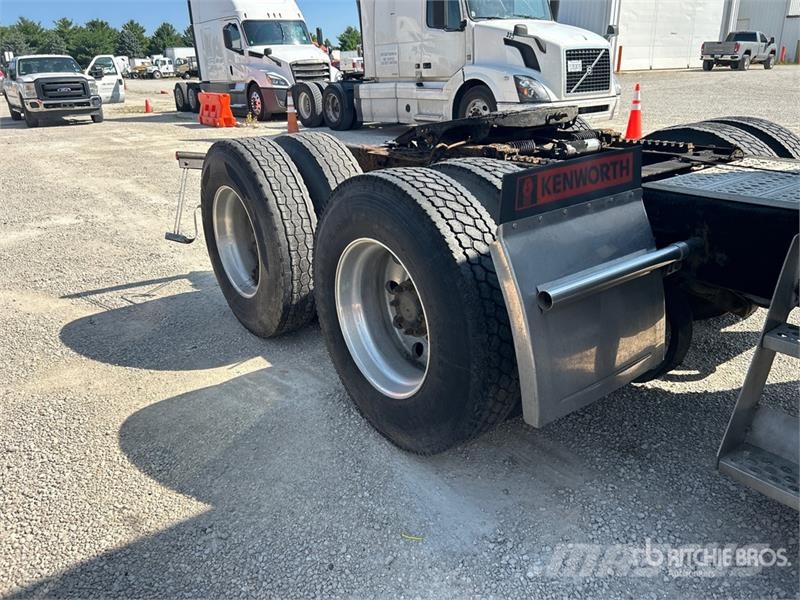 Kenworth W900 Prime Movers
