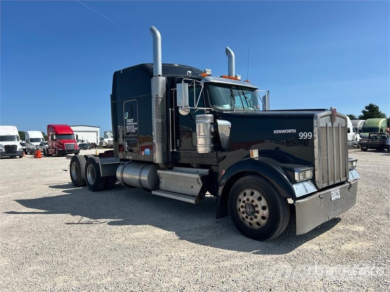 Kenworth W900 Prime Movers