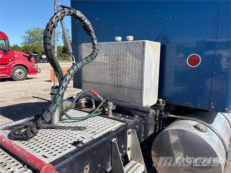 Kenworth W900 Tractor Units